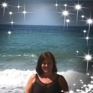 Meet your Posher, Carey